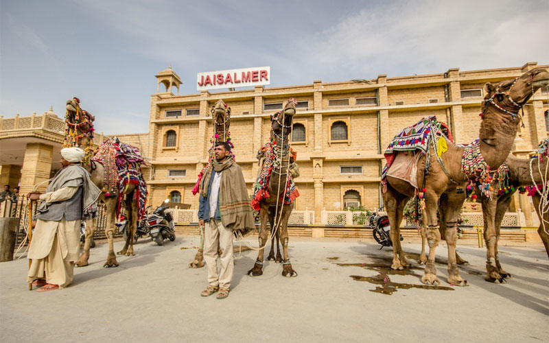 22 Days Rajasthan Tour with Jaisalmer, Ranthambore, Agra and Varanasi