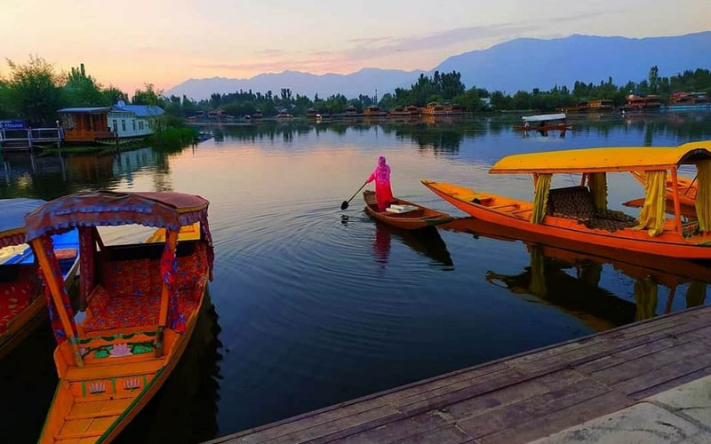 6 Nights Kashmir Honeymoon Tour Package for Couple