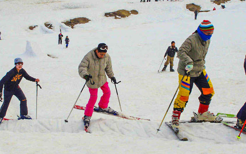 6 Nights Kashmir Honeymoon Tour Package for Couple