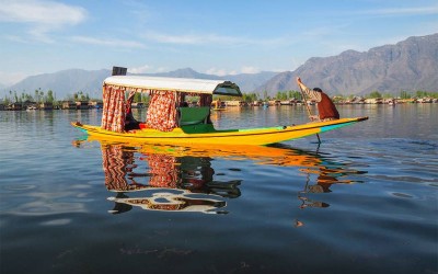 10 Days Kashmir Tour with Leh Ladakh Package