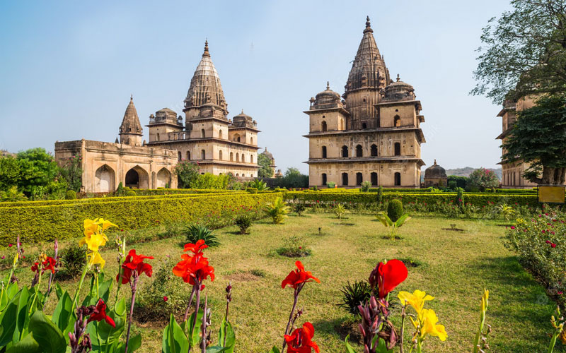 10 Days Golden Triangle Tour with Khajuraho and Varanasi