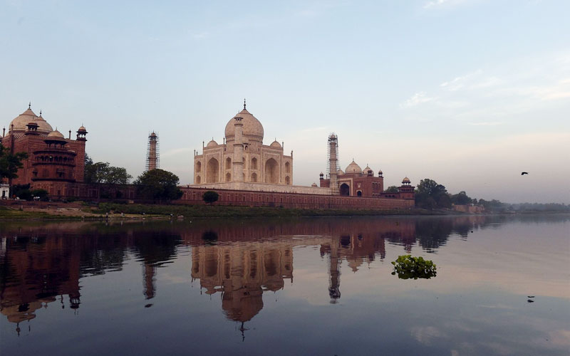 One Day Delhi & One Day of Agra Trip by Car