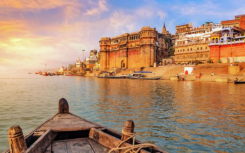 18 Days Rajasthan Tour with Khajuraho and Varanasi